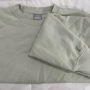 Aritzia TNA Cozy Perfect Fleece